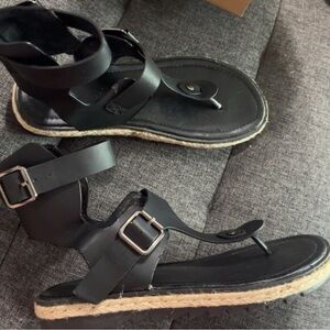 Woman’s Gladiator Sandals